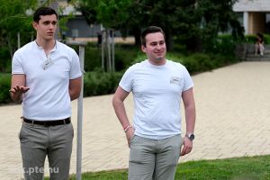 https://felvi.aok.pte.hu/static-files/54361/DSCF0080_1._w_300_h_300.jpg