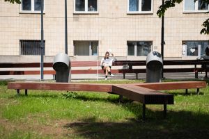 https://felvi.aok.pte.hu/static-files/55670/aok_parkavatas_20250519_003_kerekes._w_300_h_300.jpg