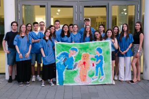 https://felvi.aok.pte.hu/static-files/56193/Nyari_tabor_20250624_190_kerekes._w_300_h_300.jpg
